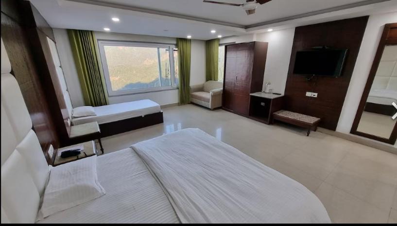 Deep Hotel Mussoorie Exterior photo